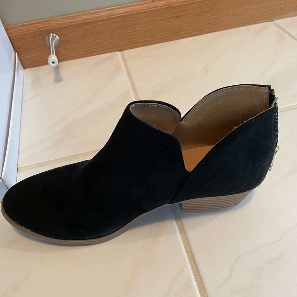 Soda Black Ankle Booties